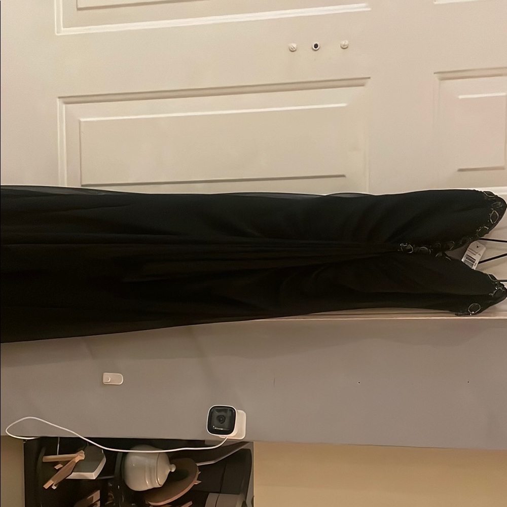 Elegant Black Sleeveless Dress